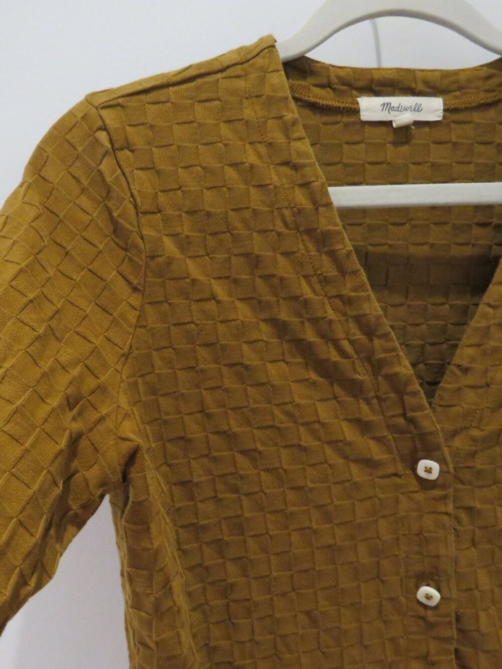 MADEWELL V-Neck Cardigan in Checkerboard Jacquard in Sepia Small Granola Girl - Picture 9 of 13